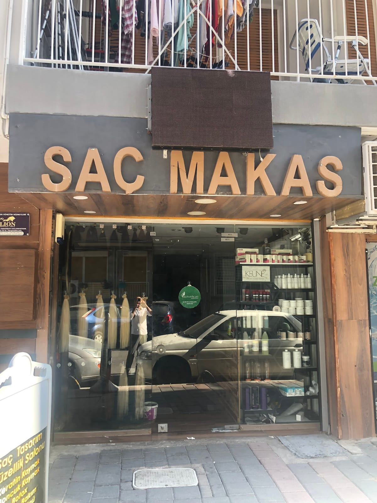 ALSANCAK Salon Saç Makas Ferit Yeter mekânı
