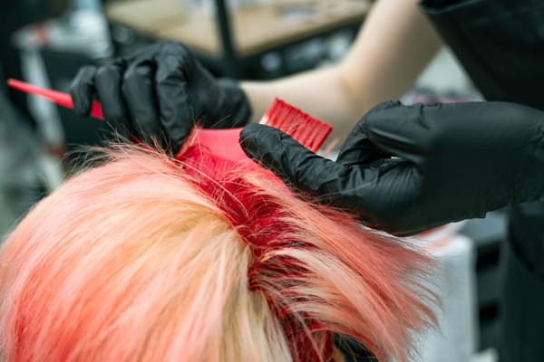 Saç Boyama — ALSANCAK Salon Saç Makas Ferit Yeter